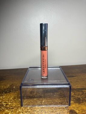 Anastasia Beverly Hills Smudge-Proof Matte Liquid Lipstick-Ashton